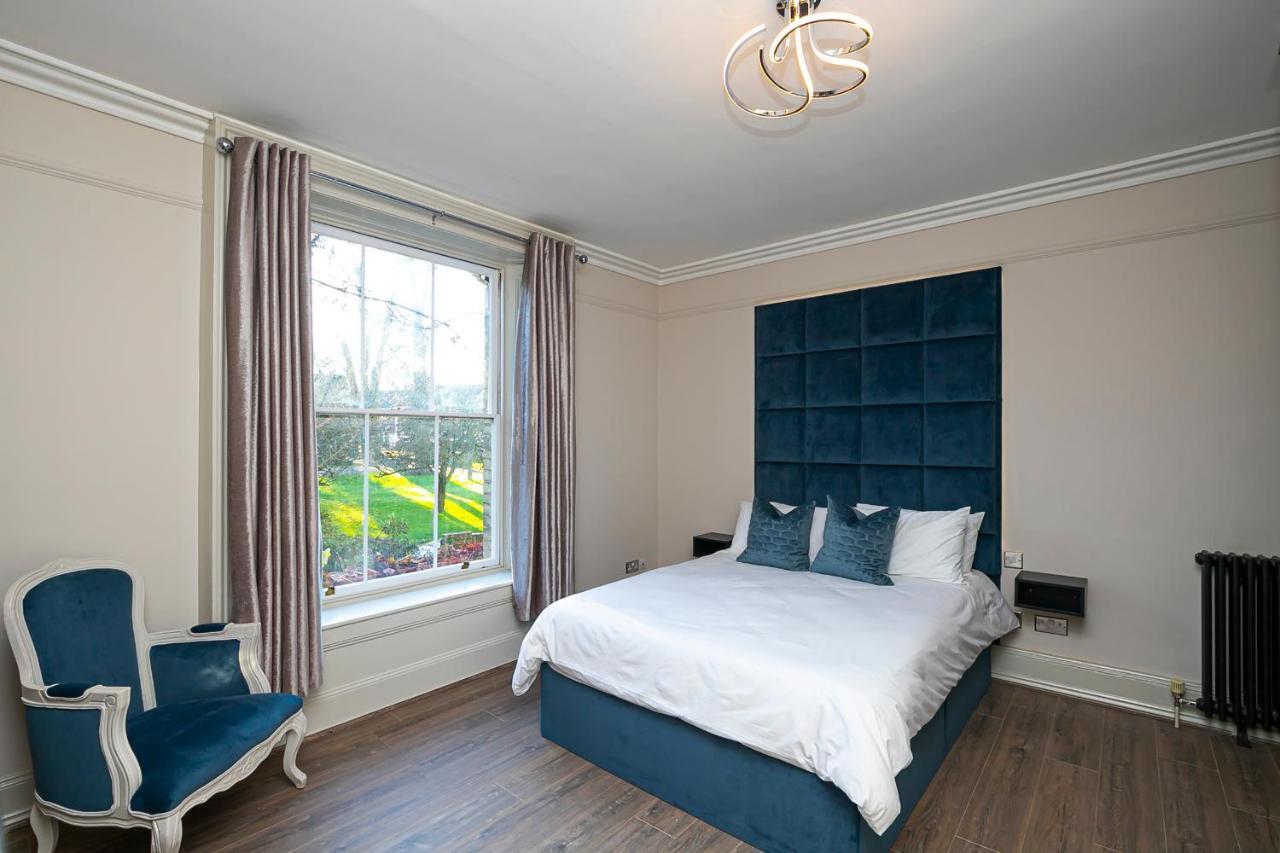 Pages Hotel And Guesthouse 哈洛 外观 照片