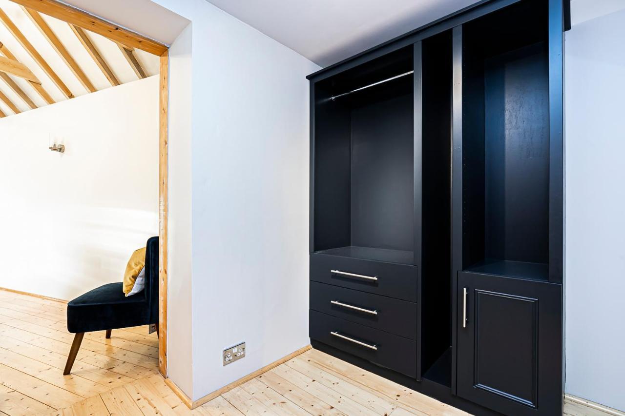 Pages Hotel And Guesthouse 哈洛 外观 照片